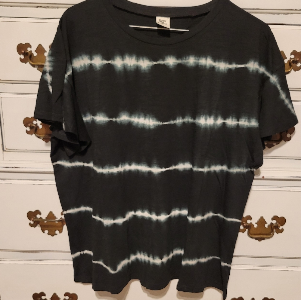 Tie dye stripe tee